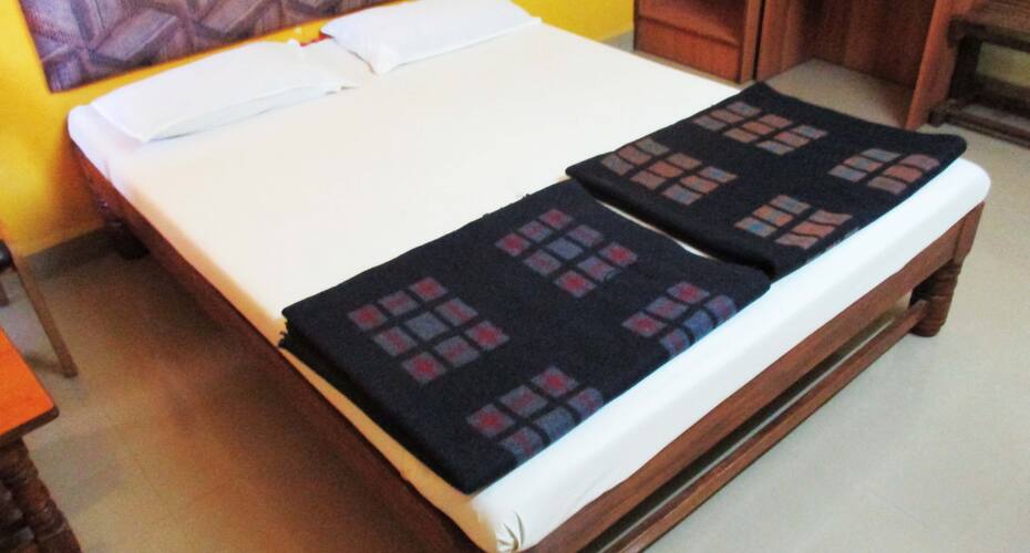 Hotel Vishwa, Gadag 4